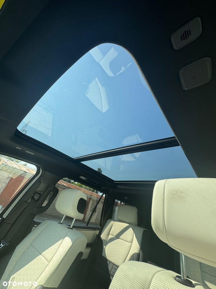 Toyota Sequoia - 23