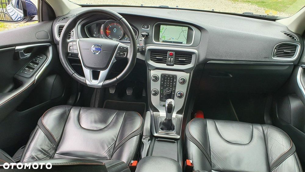 Volvo V40 D2 Drive-E Ocean Race - 6