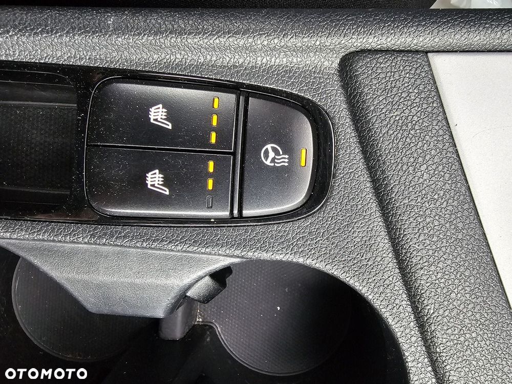 Kia Niro - 39