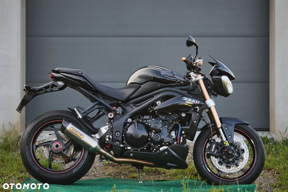 Triumph Speed Triple - 1