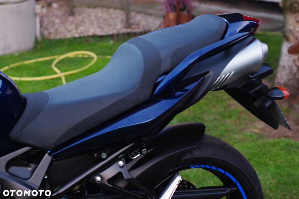 Yamaha FZ6 - 32