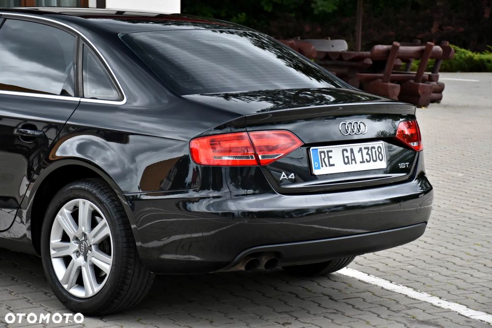 Audi A4 Limousine 1.8 TFSI Attraction - 19