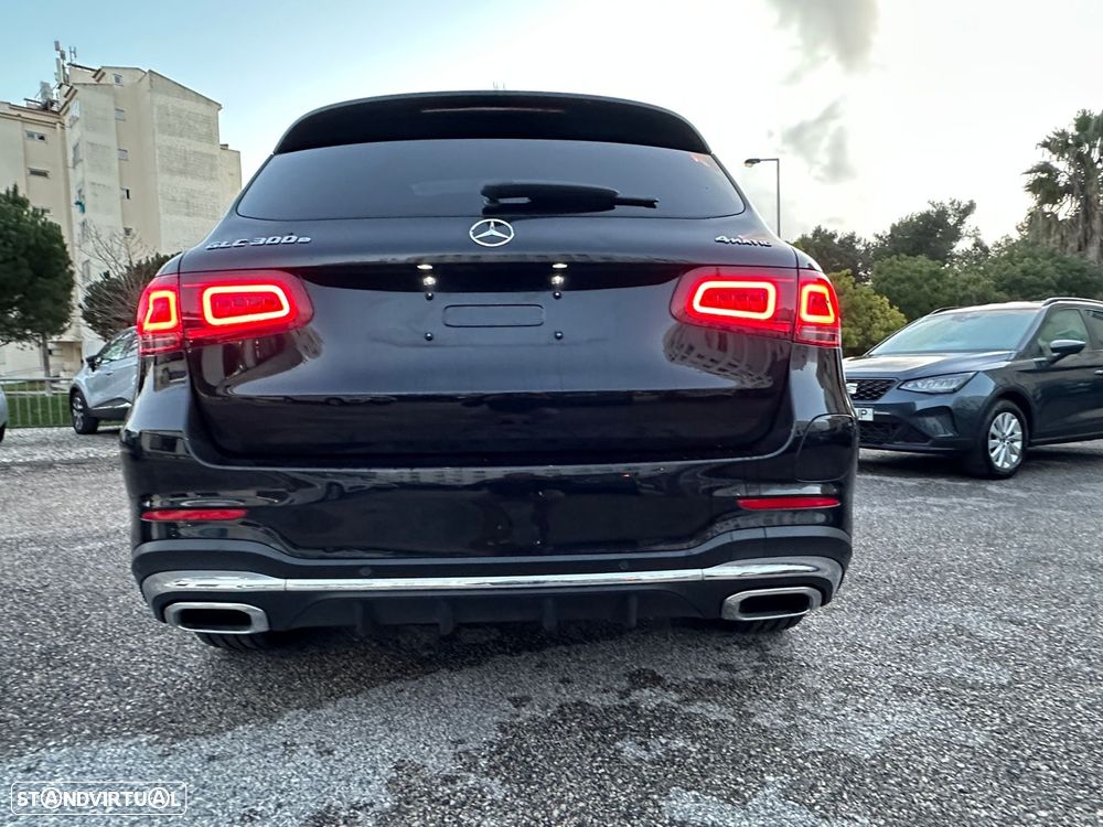 Mercedes-Benz GLC 300 e 4Matic - 4
