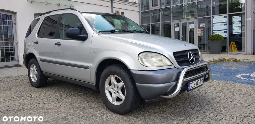 Mercedes-Benz ML 320 - 3
