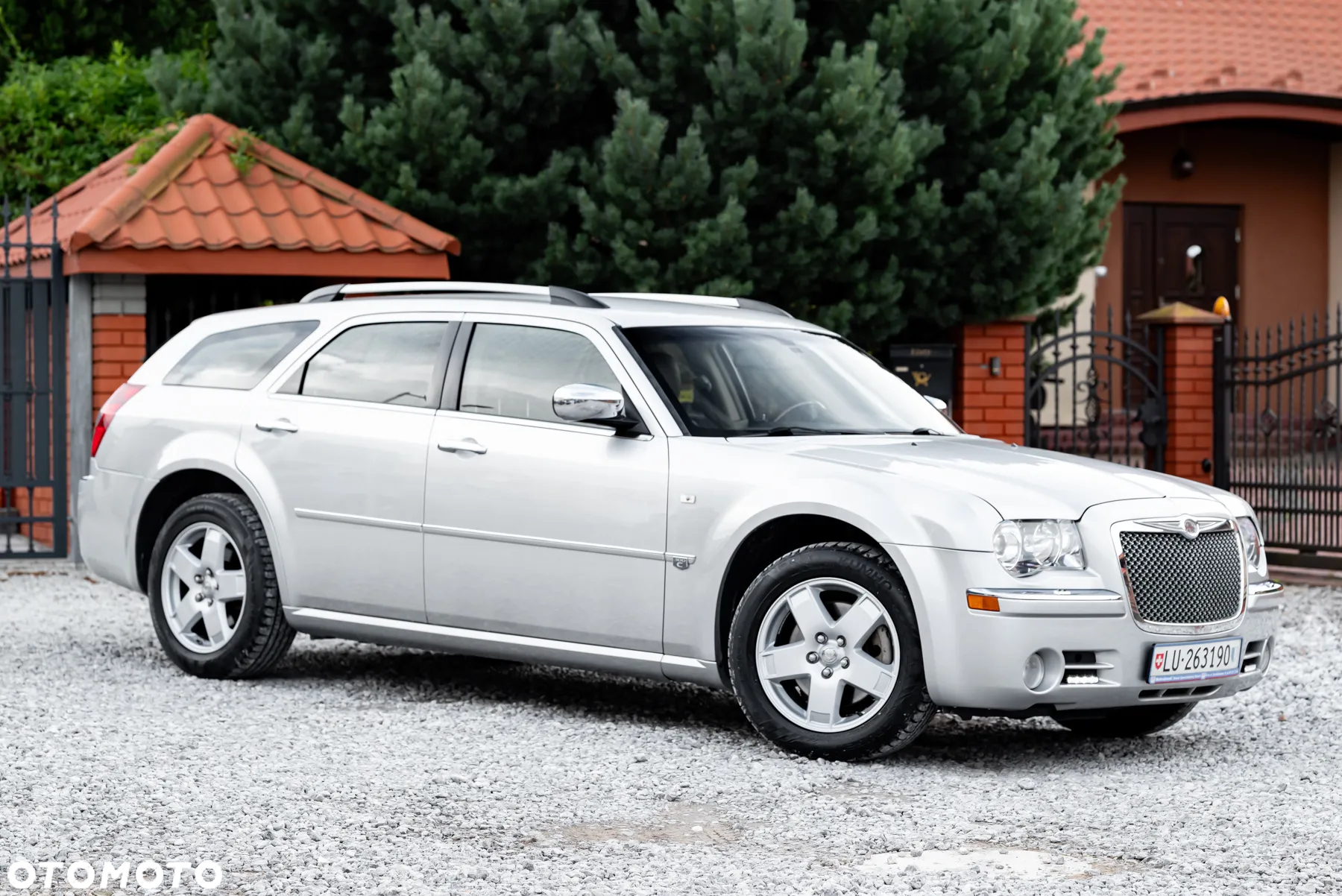 Chrysler 300C Touring 3.5 AWD Automatik - 3