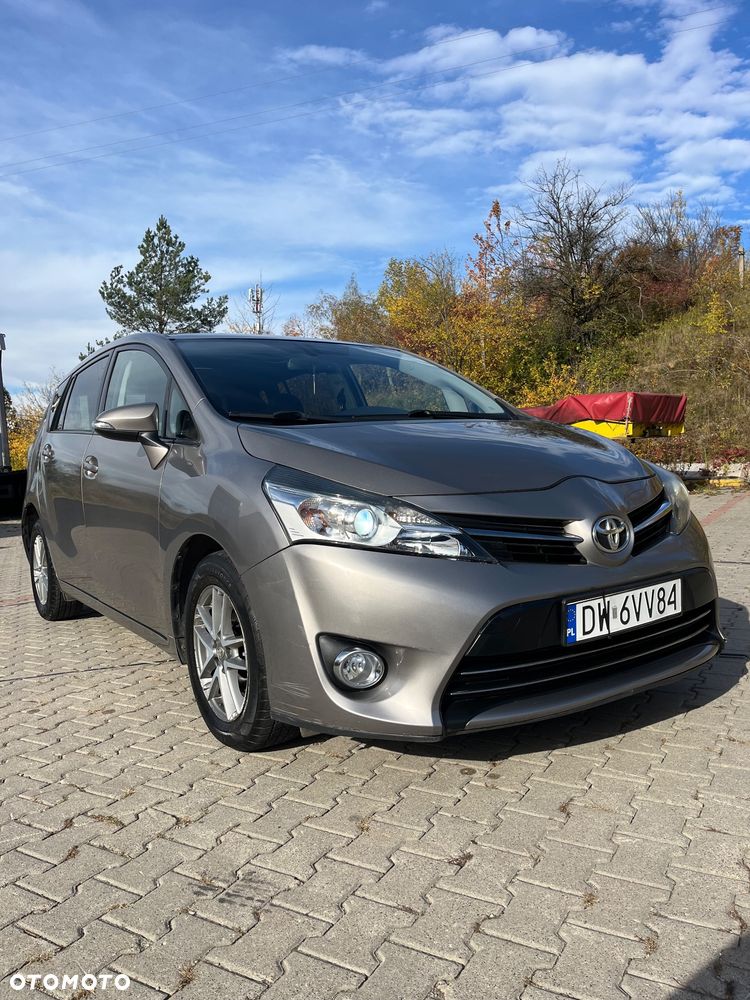 Toyota Verso 1.6 D-4D Prestige 7os - 3