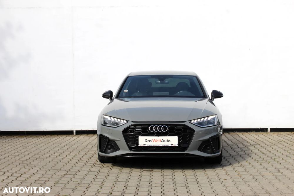 Audi A4 40 TFSI quattro S tronic S line - 9