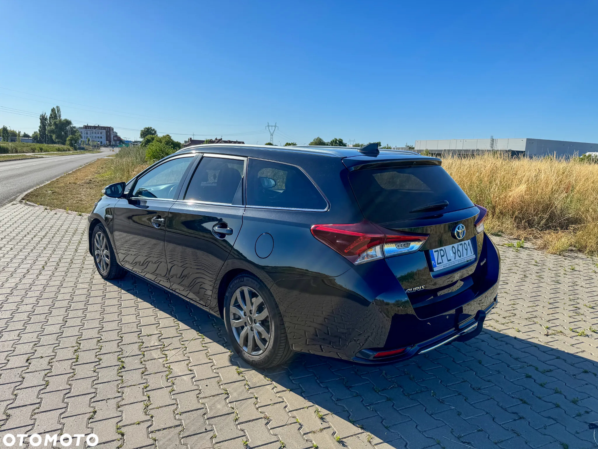 Toyota Auris Hybrid 135 Prestige - 8