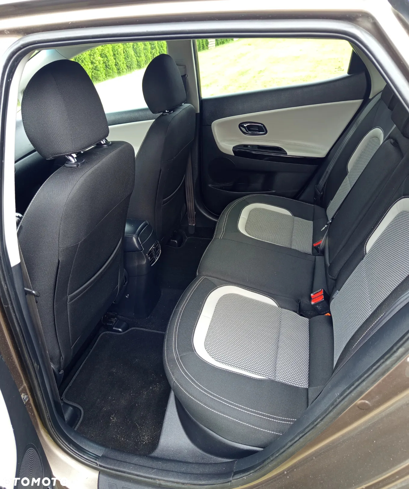 Kia Ceed - 6