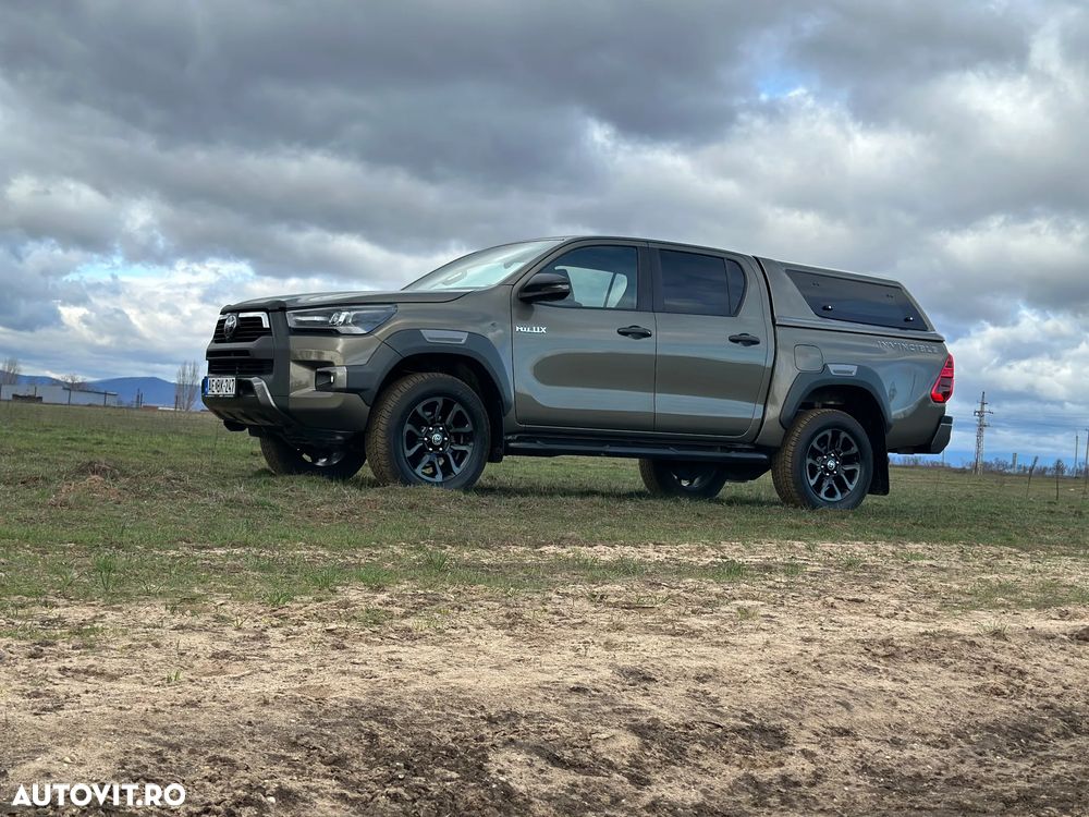 Toyota Hilux 2.8D 204CP 4x4 Double Cab AT Invincible Color Edition - 5