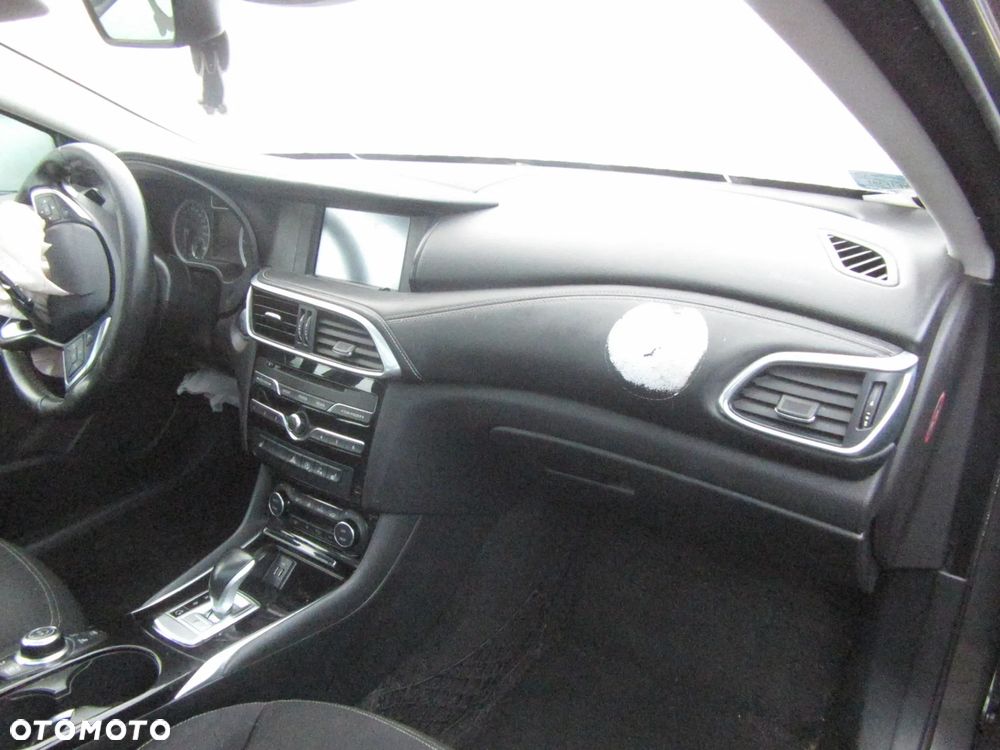 KLAPA BAGAŻNIKA Infiniti Q30 2016 r. Wszystkie części - 8