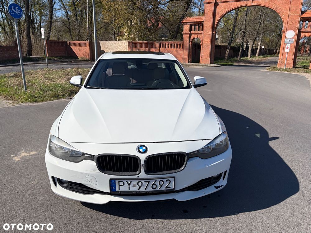 BMW Seria 3 328i xDrive - 3