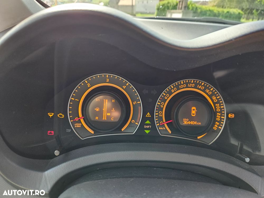 Toyota Auris 1.4 D-4D Luna - 8