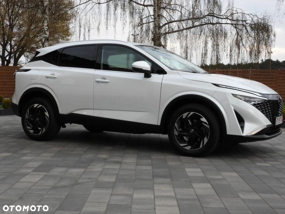 Nissan Qashqai 1.3 DIG-T N-Connecta DCT - 28
