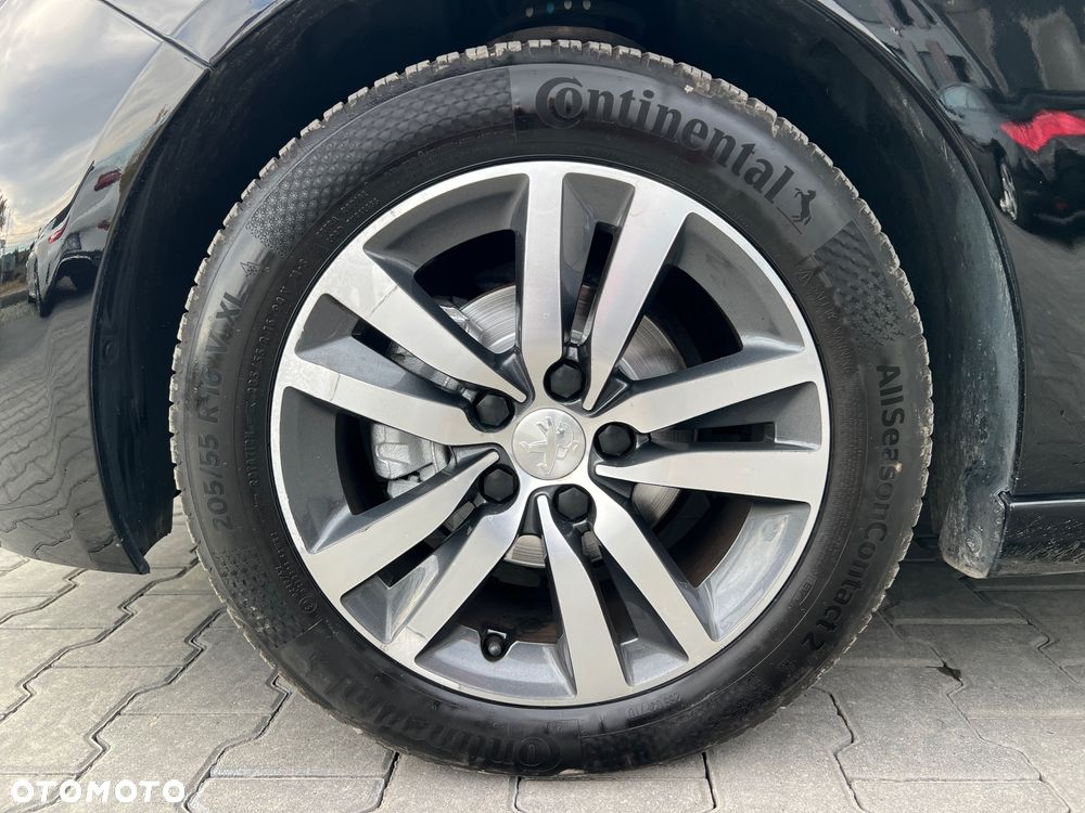 Peugeot 308 110 e-THP Stop & Start Allure - 16