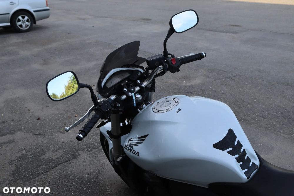 Honda Hornet - 19