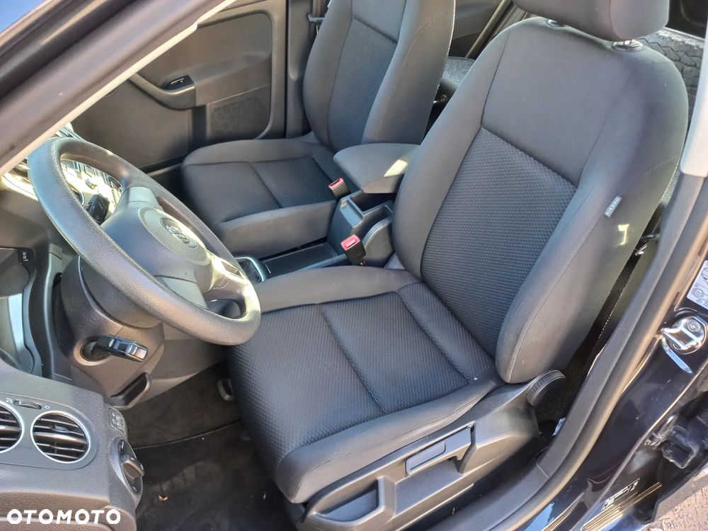 Volkswagen Golf Plus 1.6 TDI DPF Style - 19