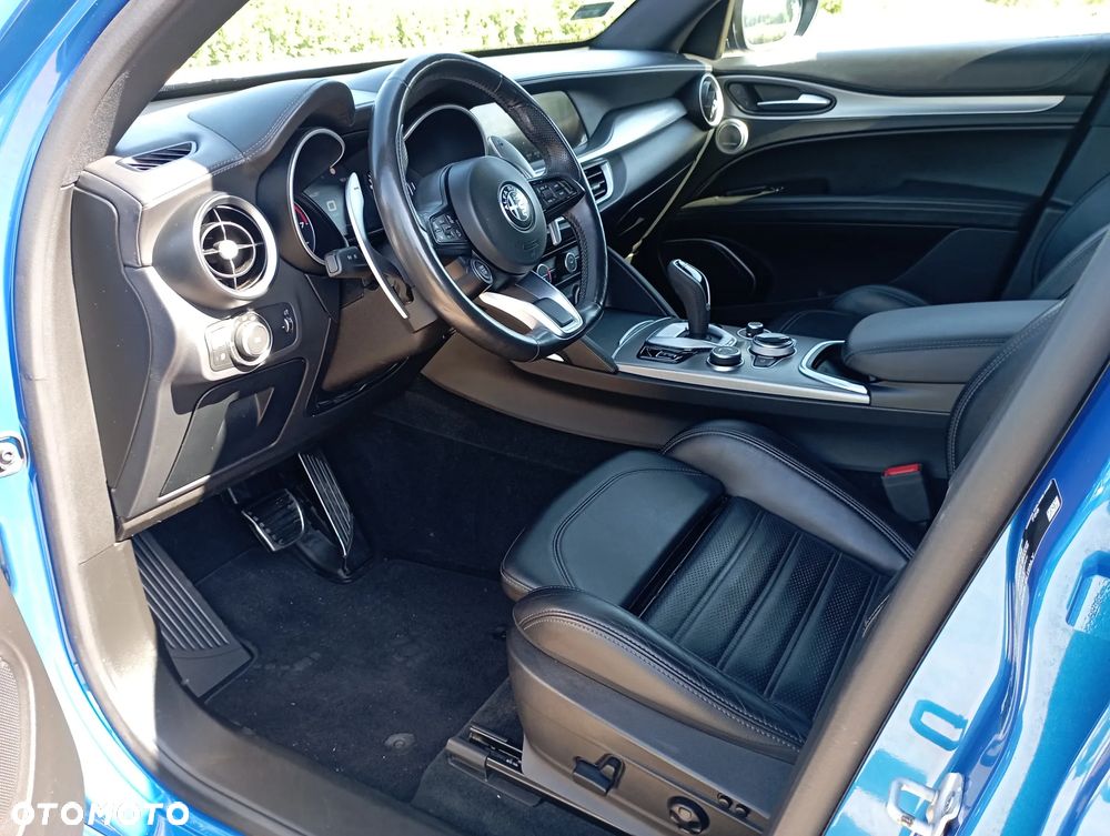 Alfa Romeo Stelvio 2.0 Turbo Veloce Q4 - 7