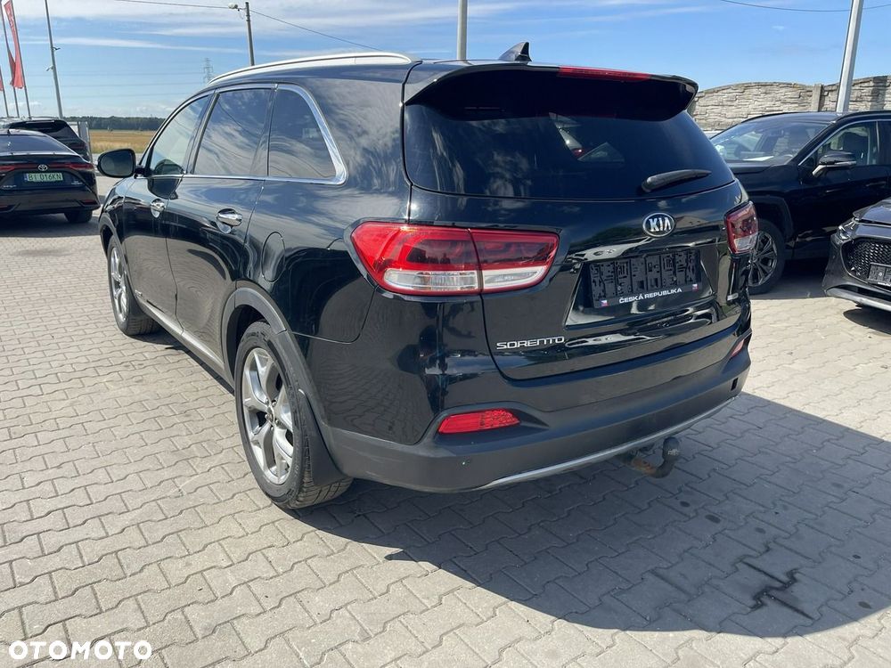 Kia Sorento 2.2 CRDi AWD Platinum Edition - 4