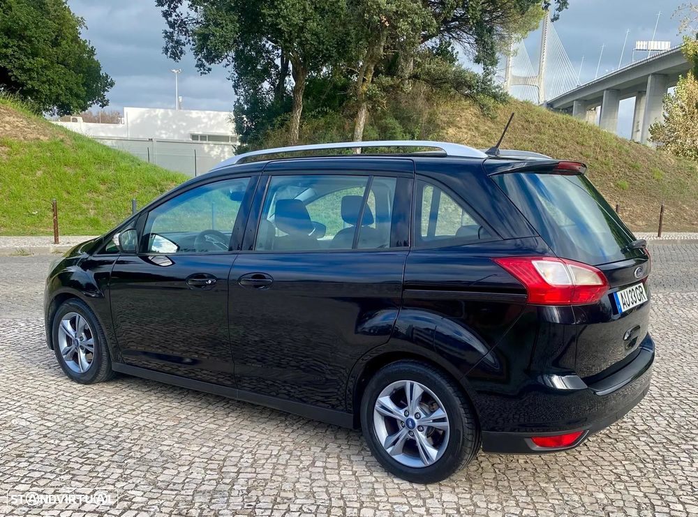Ford Grand C-Max 1.5 TDCi S&S Titanium - 5