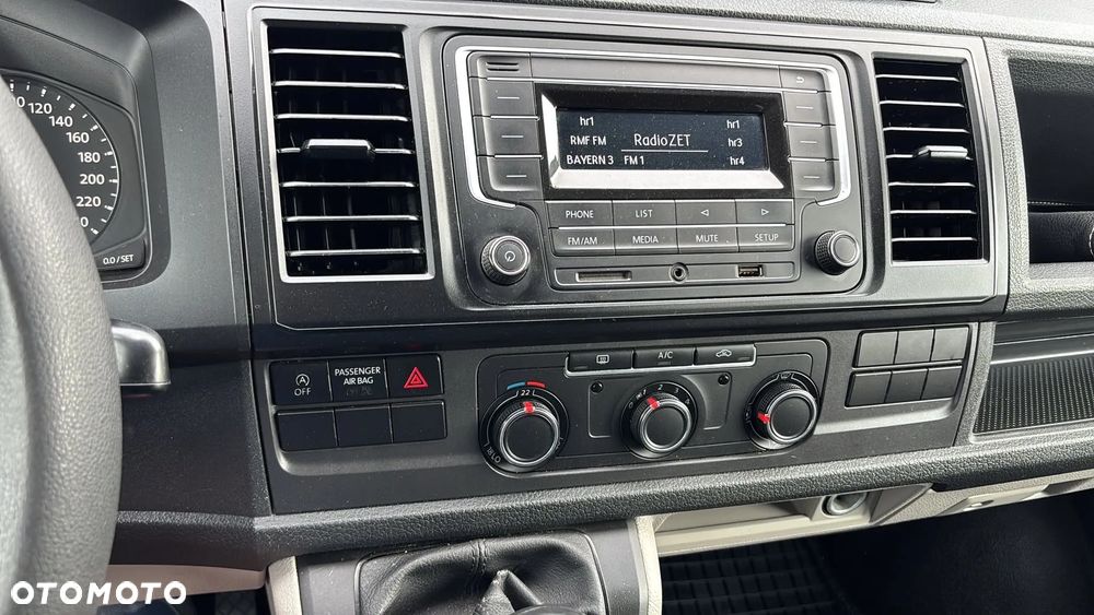 Volkswagen Transporter - 16