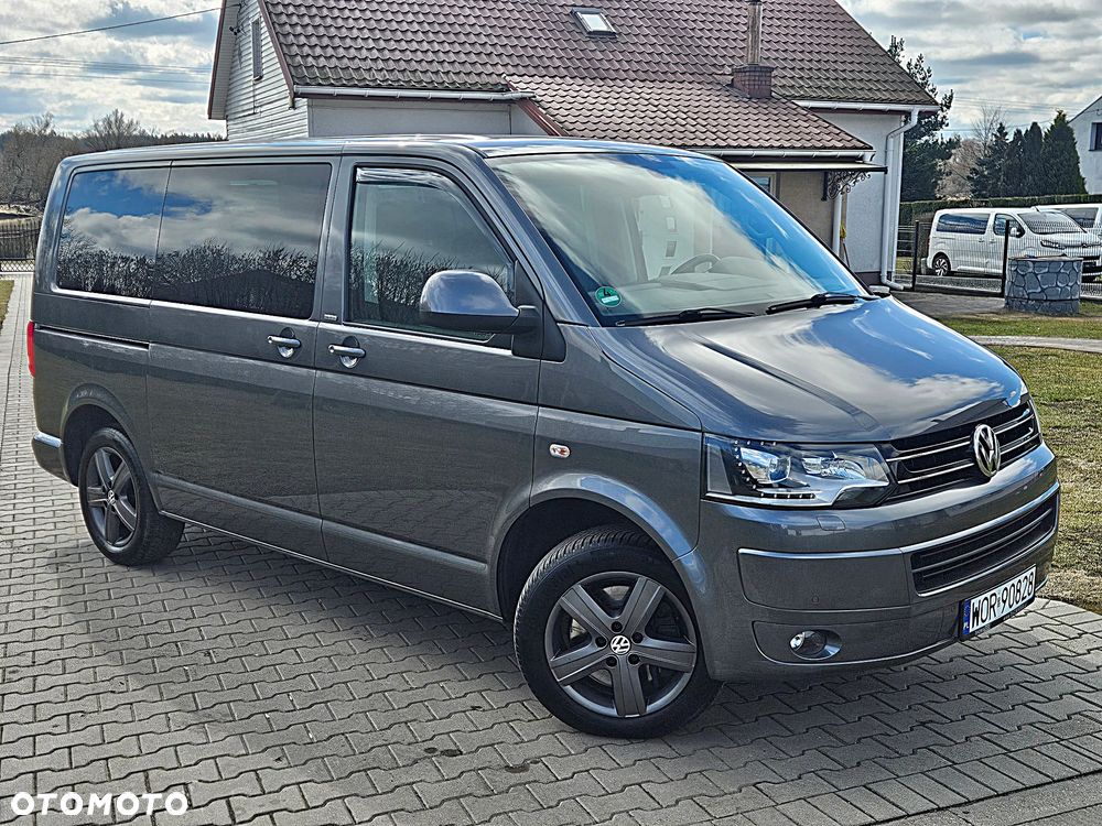 Volkswagen Multivan - 2