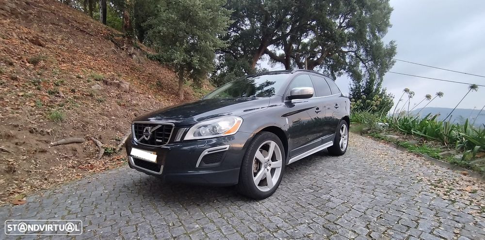 Volvo XC 60 2.0 D3 Drive R-Design 85 Anos Start/Stop - 4