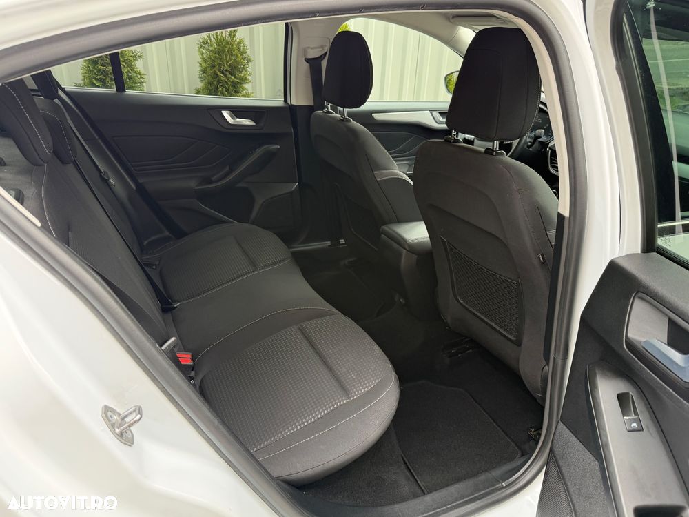Ford Focus 1.0 EcoBoost Connected - 4