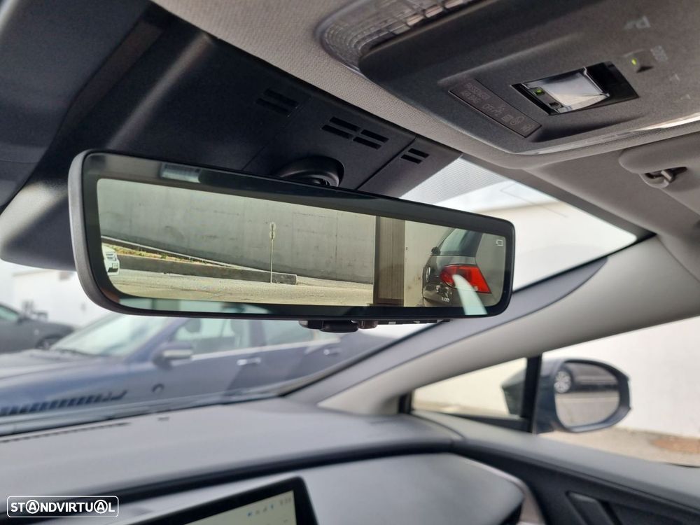 Toyota Prius - 12