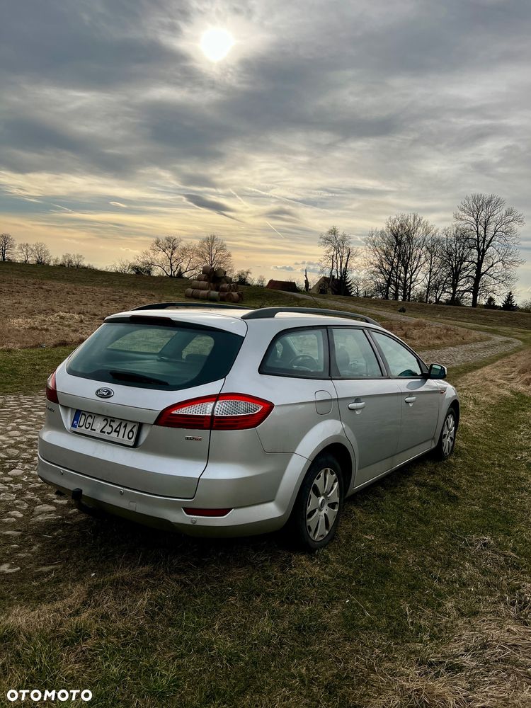 Ford Mondeo 2.0 TDCi Trend - 9