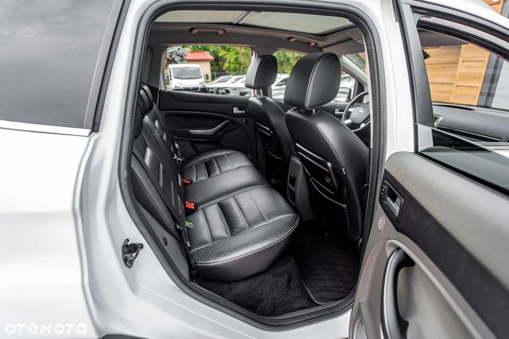 Ford Kuga 2.0 TDCi 4x4 Titanium - 21