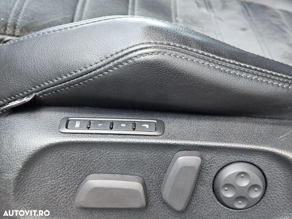 Volkswagen Passat 2.0 TDI DPF DSG Highline - 7