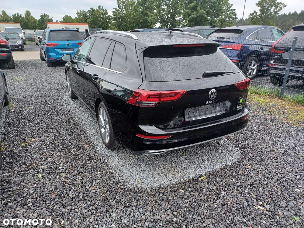 Volkswagen Golf 1.5 eTSI OPF DSG Style - 5