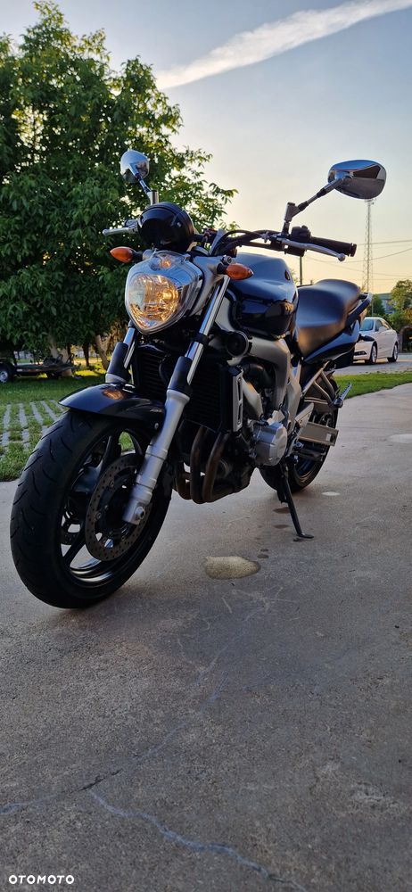 Yamaha FZ6