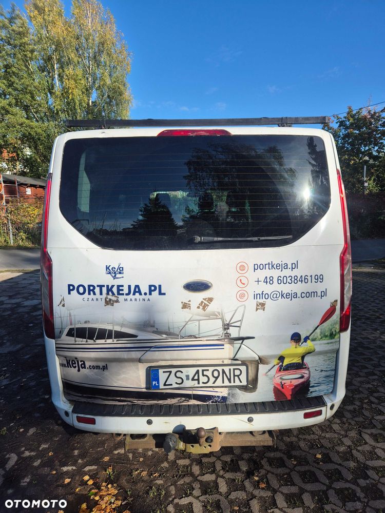 Ford Tourneo Custom - 5