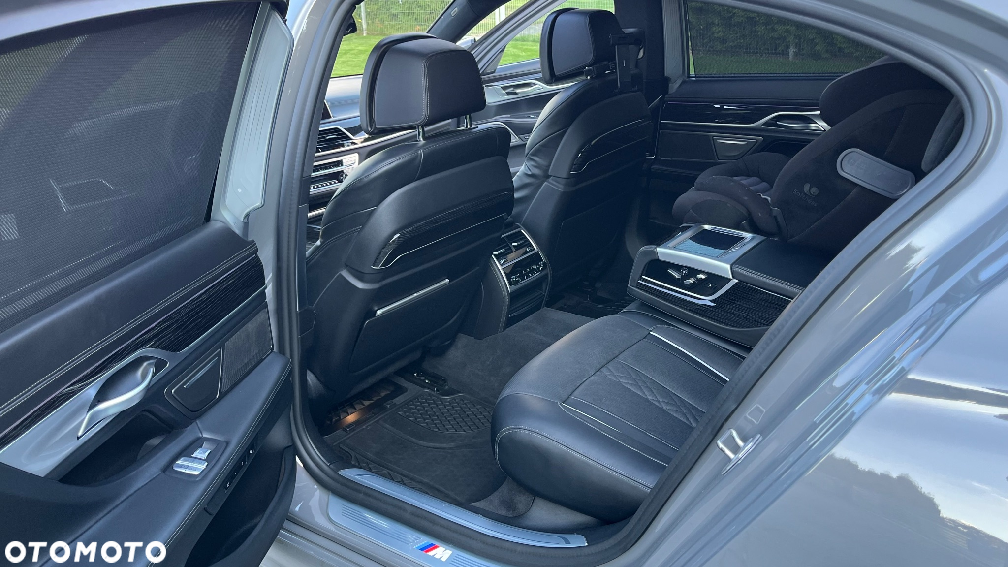 BMW Seria 7 740Ld xDrive sport - 24