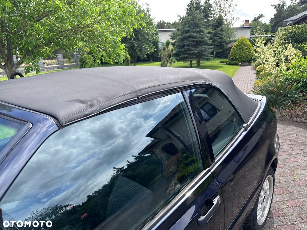 Volkswagen Golf - 22