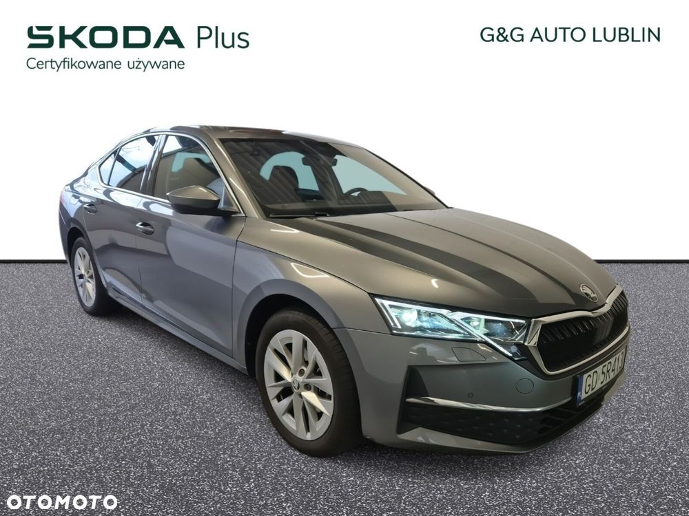 Skoda Octavia 2.0 TDI Selection DSG - 3