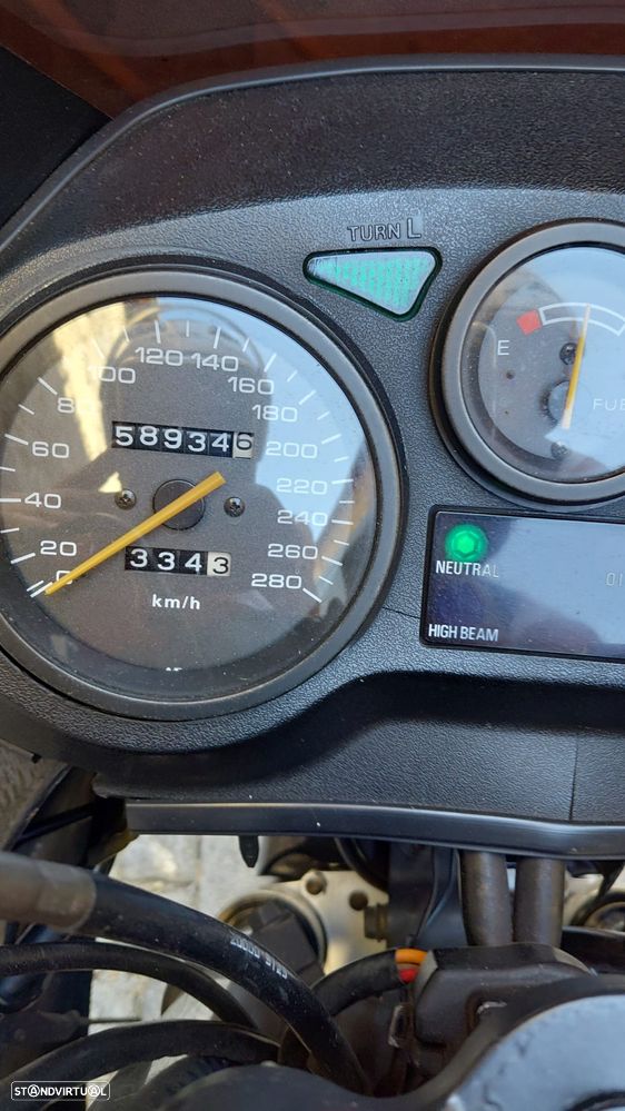Suzuki GSX - 8