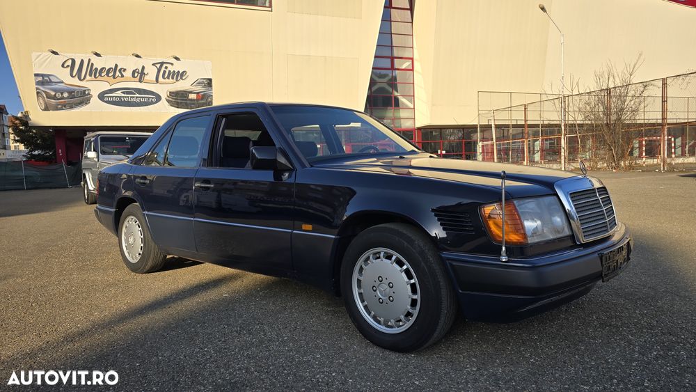 Mercedes-Benz W124 - 24