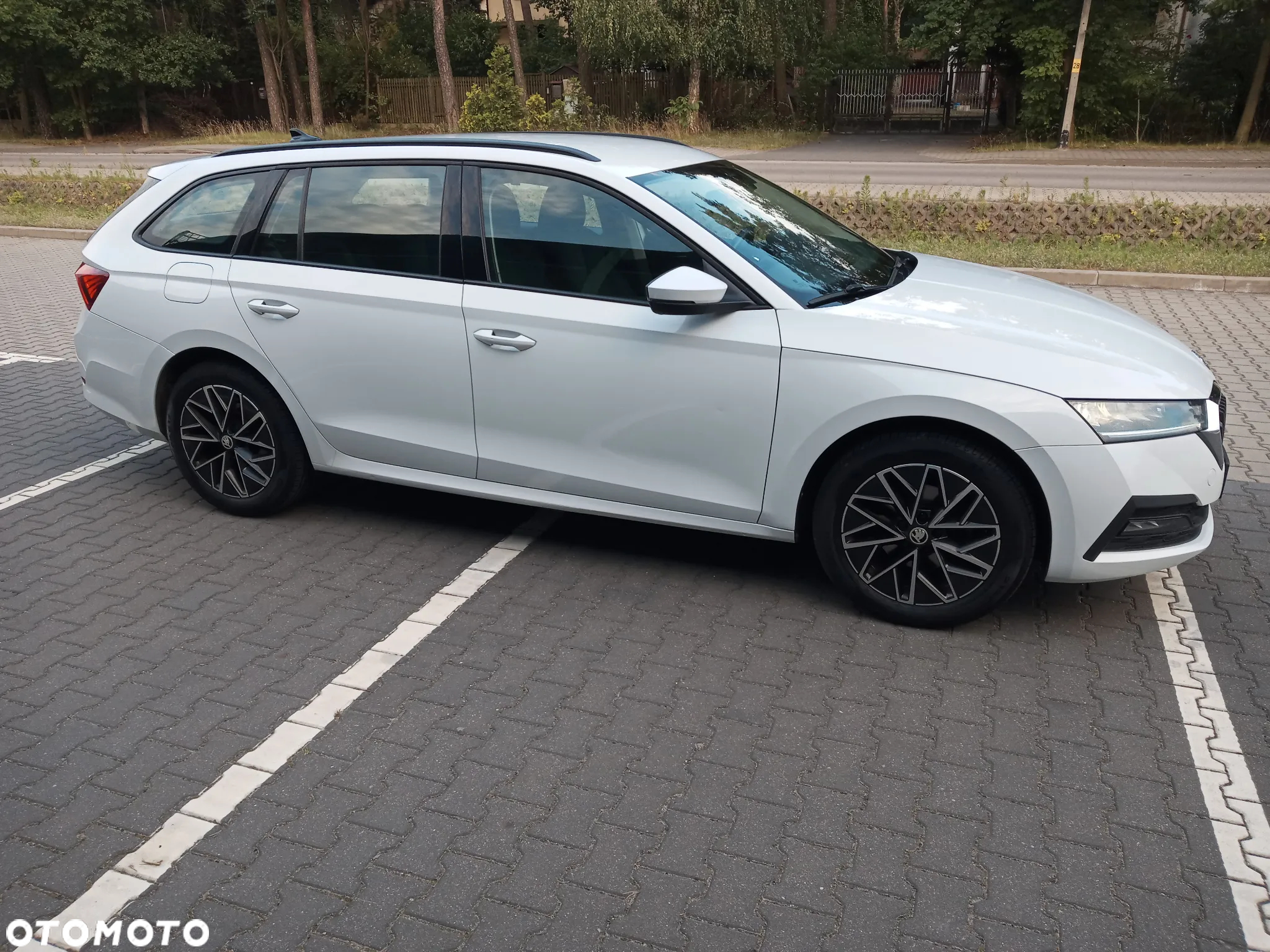 Skoda Octavia 1.5 TSI ACT Ambition - 4