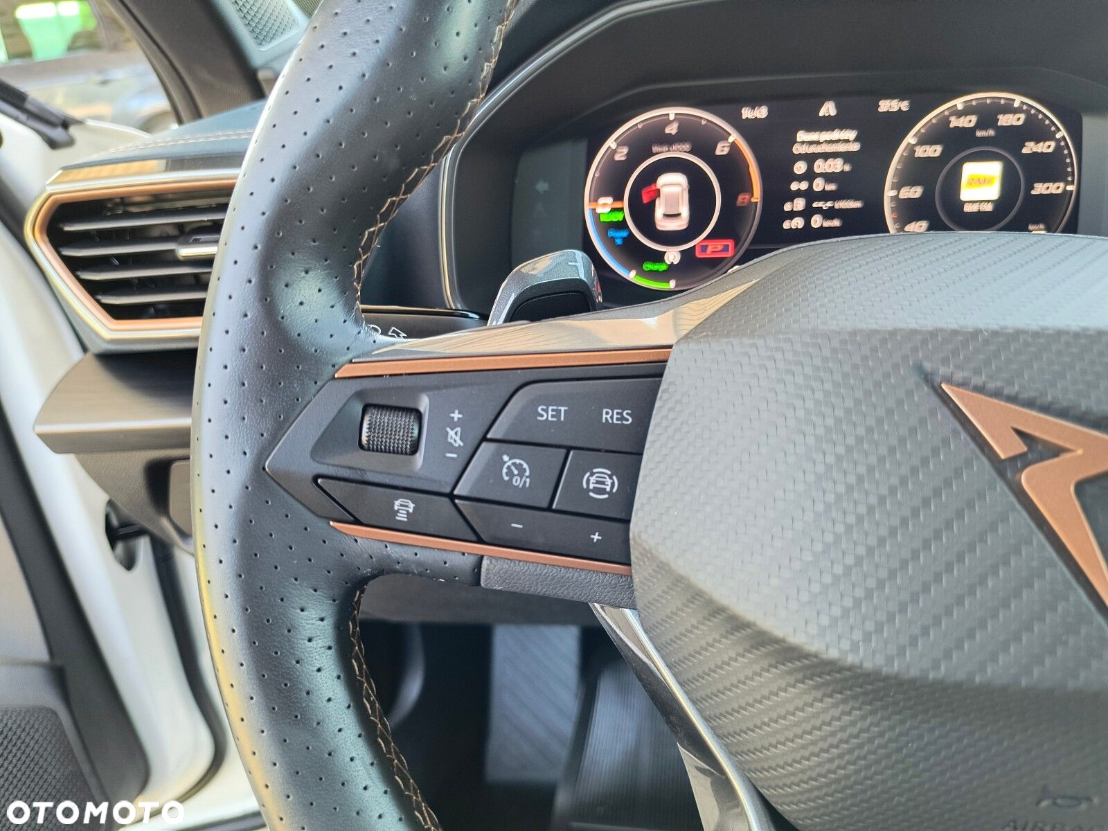 Cupra Formentor - 16