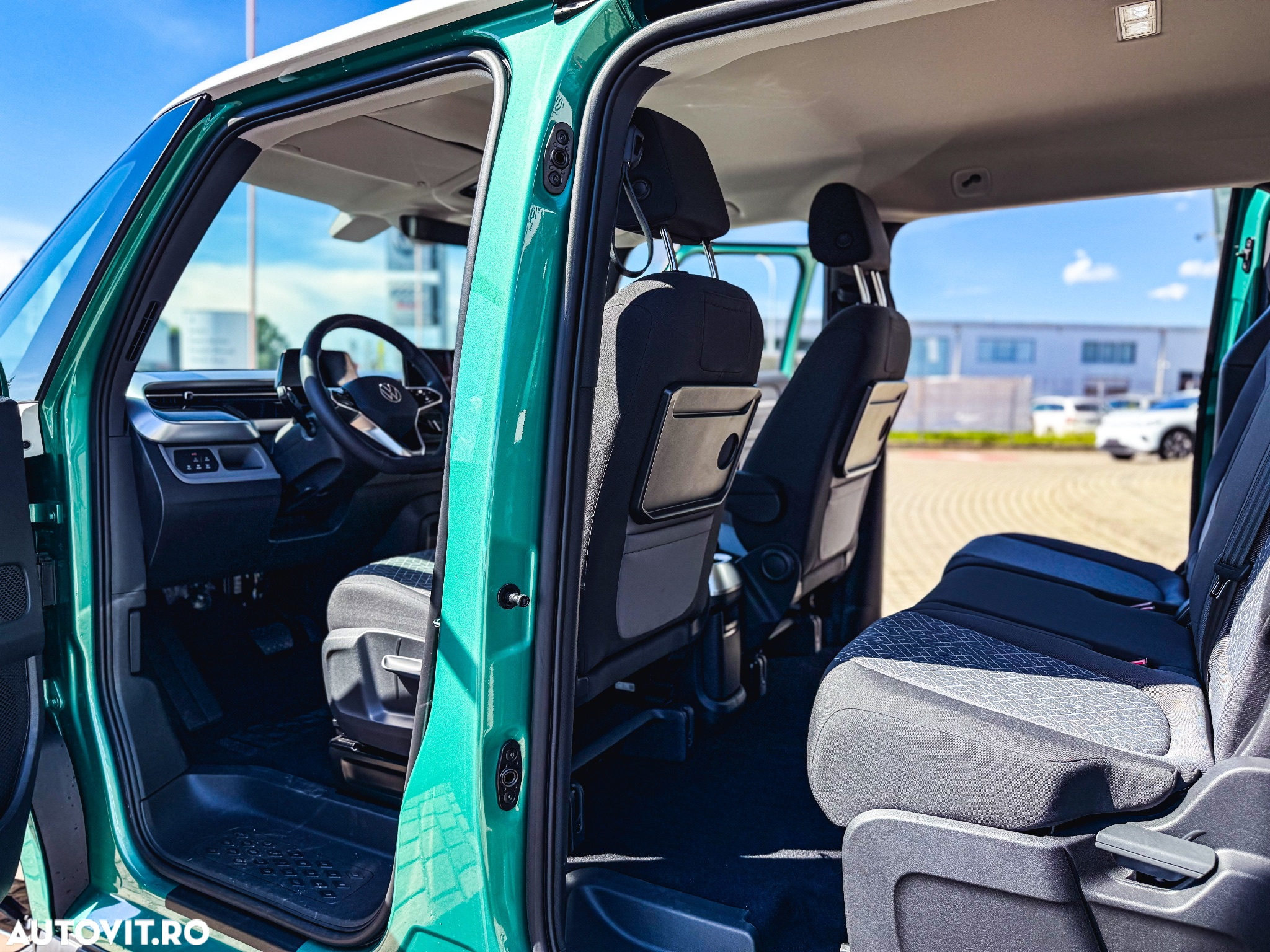 Volkswagen ID. Buzz - 8