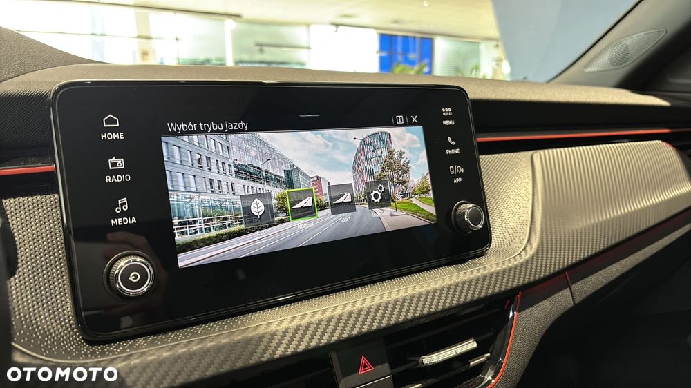 Skoda Kamiq 1.0 TSI Monte Carlo DSG - 24