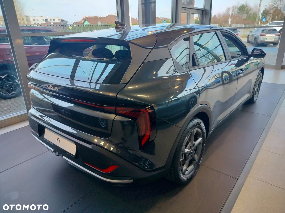 Kia K4 - 6