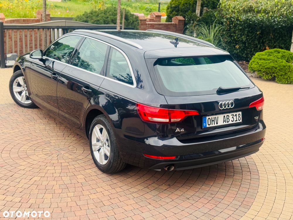 Audi A4 Avant 35 TDI S tronic design - 20