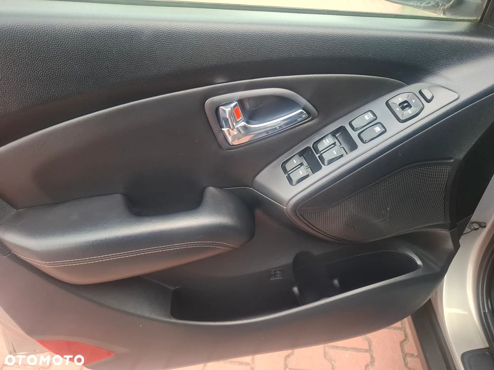 Hyundai ix35 2.0 4WD Automatik Premium - 33
