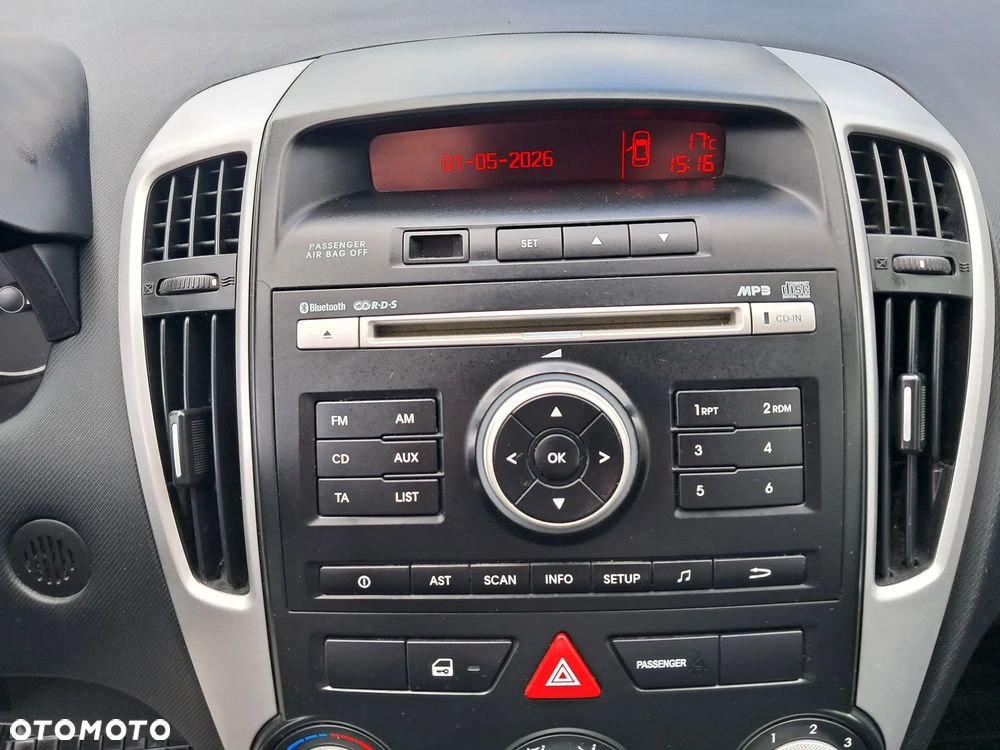 Kia Ceed 1.4 Comfort + - 14