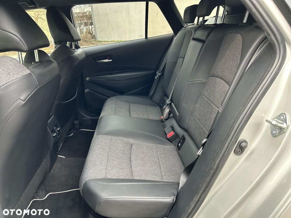 Toyota Corolla 2.0 Hybrid Style - 13