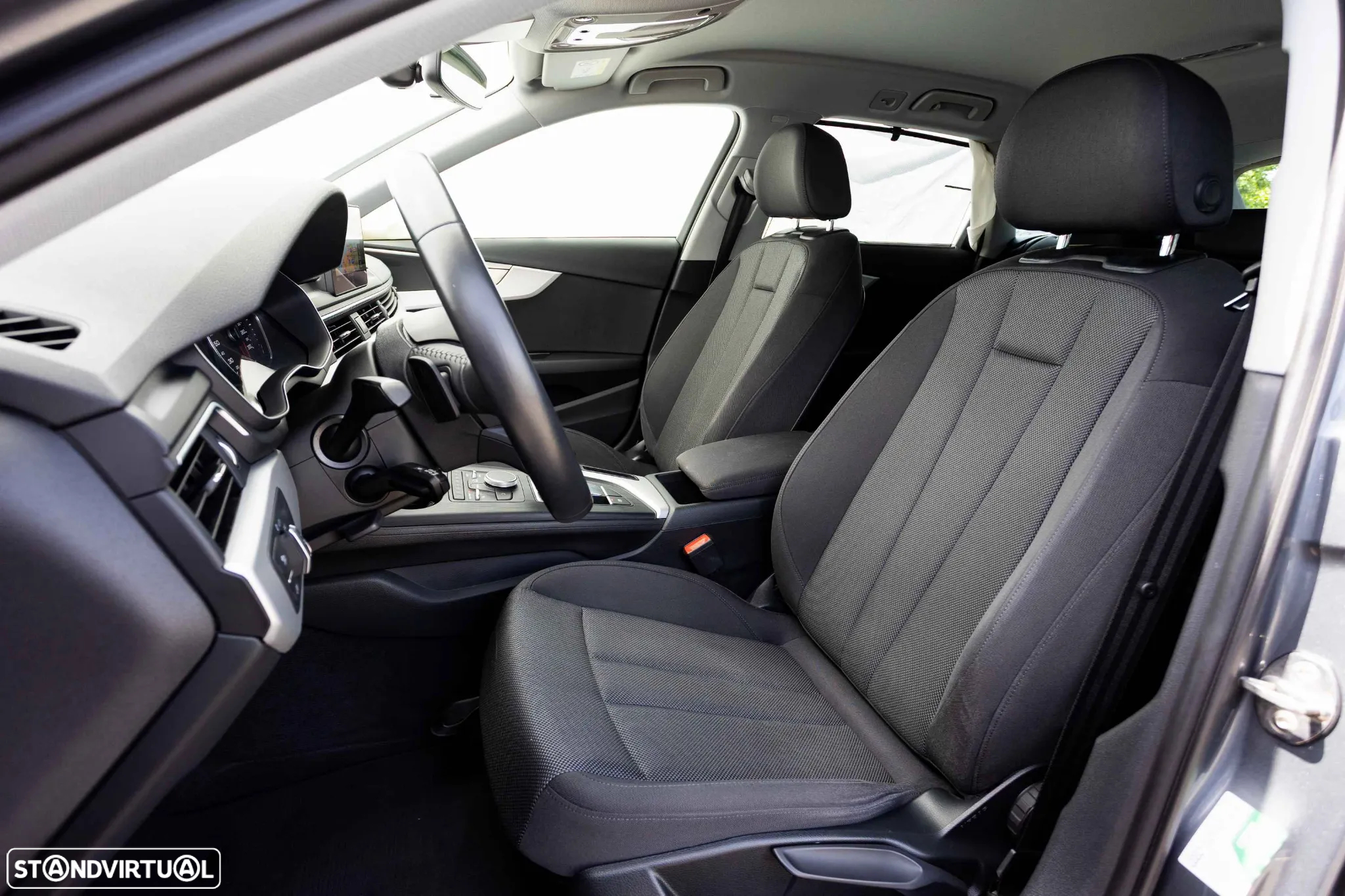 Audi A4 Avant 35 TDI S tronic - 30